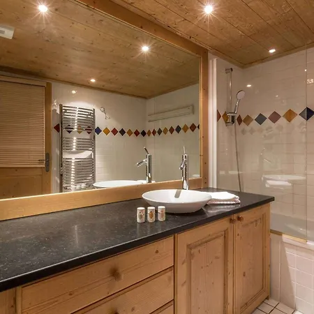 Apartamento De Luxe : 6 Pers., Super équipé, Pistes à Proximité - Fr-1-461-39